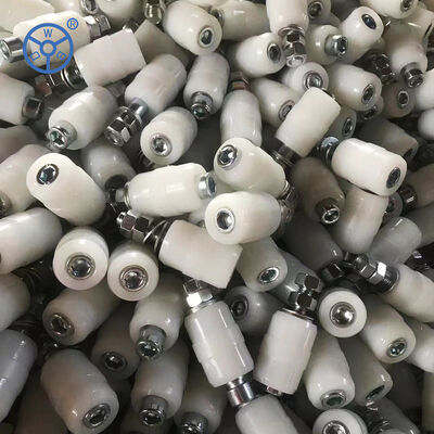 Les rouleaux à rouleaux lourds avec roues en matériau PA de 65 mm de diamètre assurant des performances et une stabilité durables